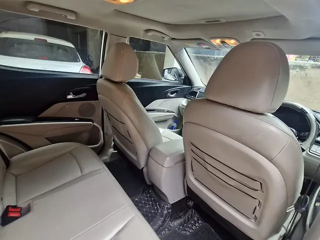 Used Mahindra XUV300 [2019-2024] W8(O) 1.5 Diesel Dual Tone [2020] in Ranchi