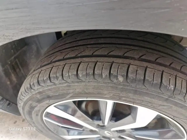 Used Mahindra XUV300 [2019-2024] W8(O) 1.5 Diesel Dual Tone [2020] in Ranchi
