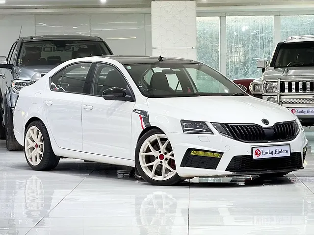 Used 2017 Skoda Octavia in Mumbai