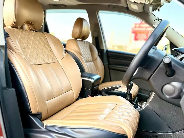 Second Hand 2018 Mahindra XUV500 W11 for sale at 8,91,000 in