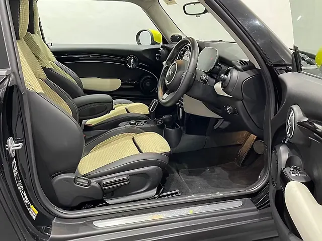 Used MINI Cooper SE 3-Door in Mumbai