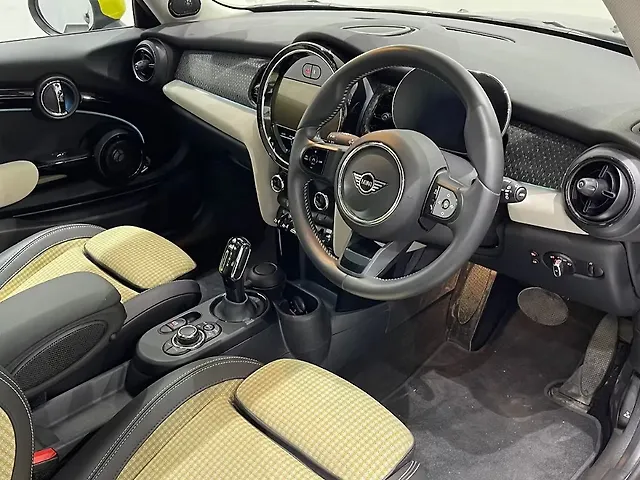 Used MINI Cooper SE 3-Door in Mumbai
