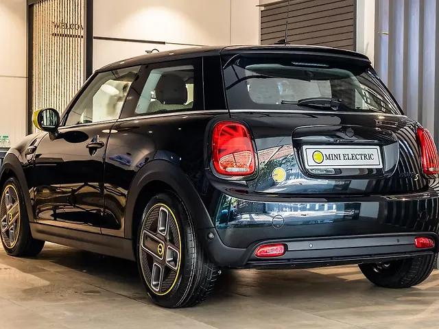 Used MINI Cooper SE 3-Door in Mumbai