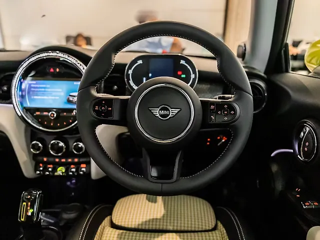 Used MINI Cooper SE 3-Door in Mumbai
