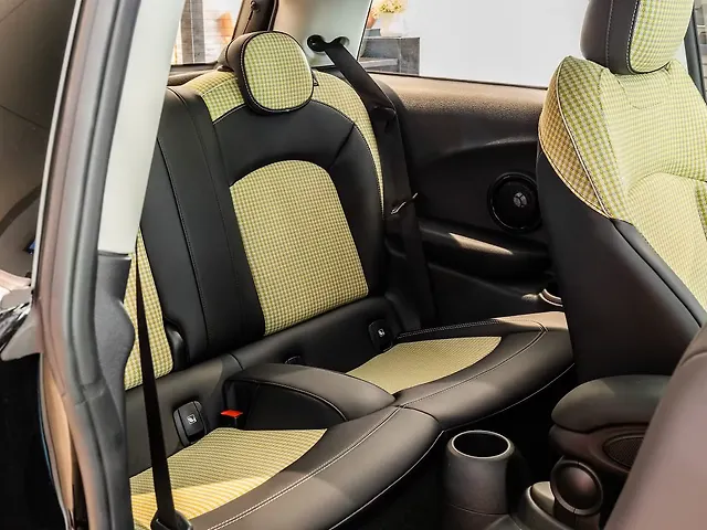 Used MINI Cooper SE 3-Door in Mumbai
