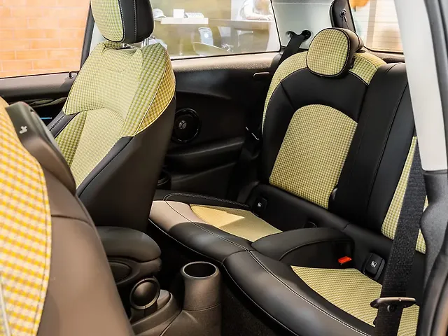 Used MINI Cooper SE 3-Door in Mumbai