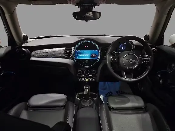 Used MINI Cooper SE 3-Door in Mumbai