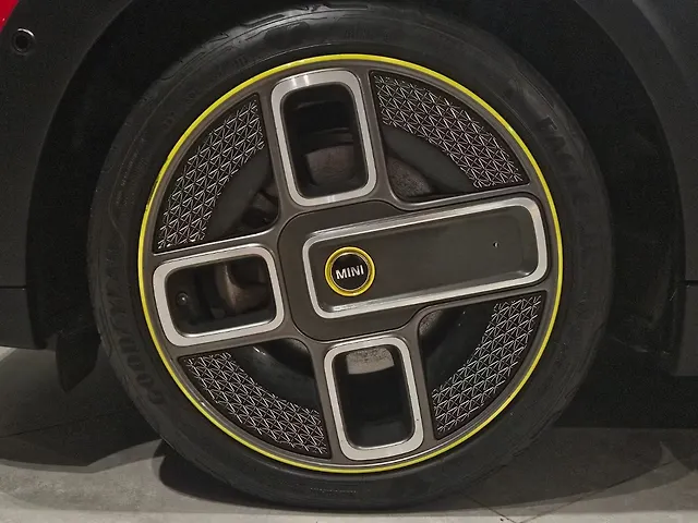 Used MINI Cooper SE 3-Door in Mumbai