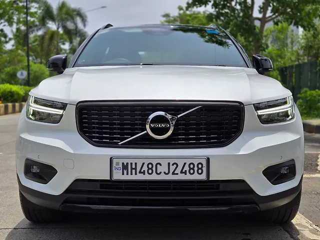 Used 2022 Volvo XC40 in Mumbai