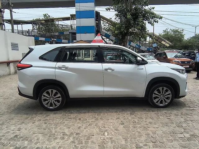 Used Toyota Innova Hycross ZX (O) Hybrid 7 STR in Delhi