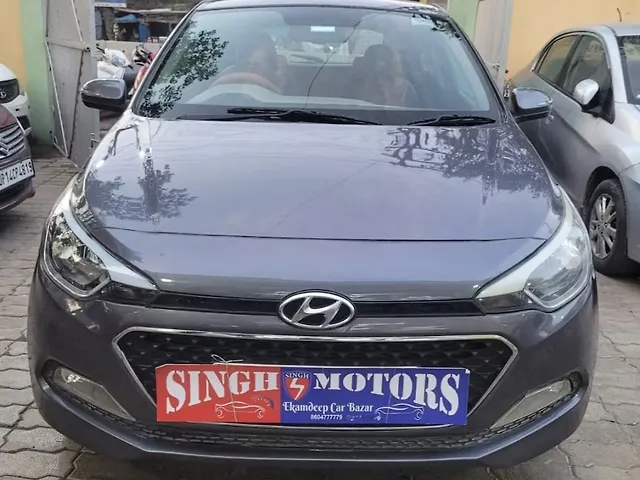 Used 2014 Hyundai i20 in Kanpur