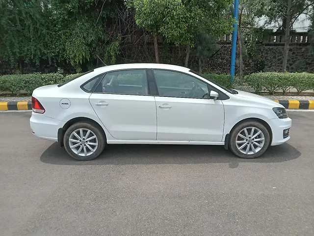 Used Volkswagen Vento [2015-2019] Highline Plus 1.2 (P) AT 16 Alloy in Pune