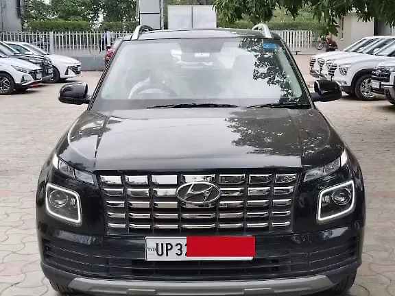 Used 2023 Hyundai Venue in Lucknow