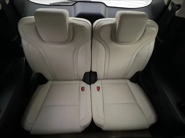 Used Mahindra XUV700 AX 7 Diesel AT AWD Luxury Pack 7 STR [2021] in Gurgaon