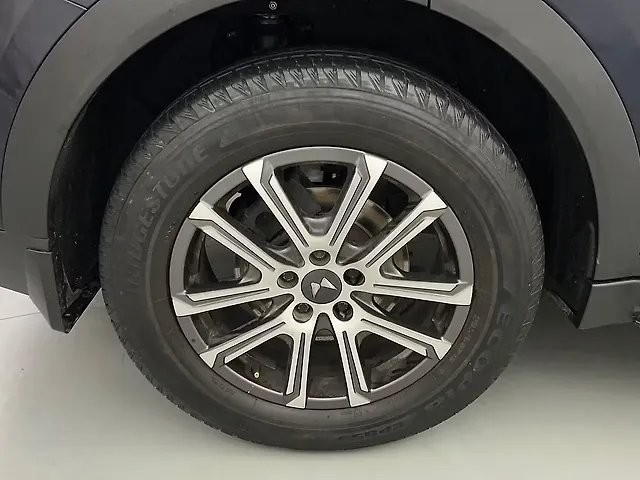Used Mahindra XUV700 AX 7 Diesel AT AWD Luxury Pack 7 STR [2021] in Gurgaon