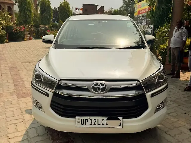 Used 2020 Toyota Innova Crysta in Lucknow