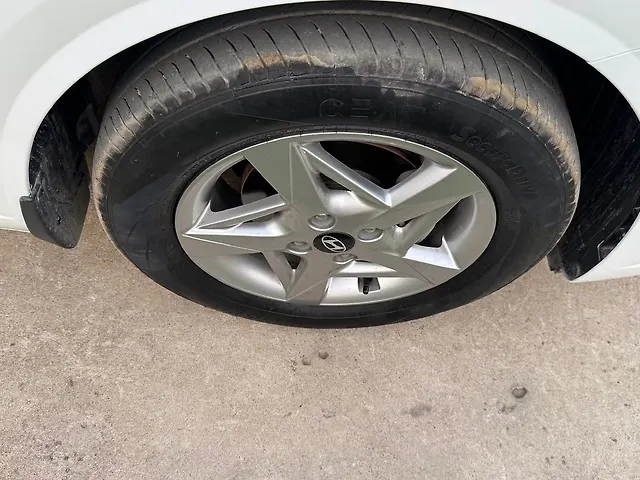 Used Hyundai Verna SX 1.5 Petrol MT in Kanpur