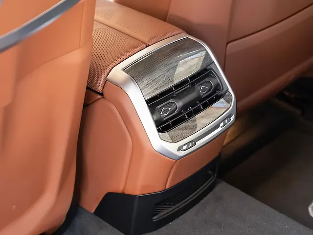 Used BMW 7 Series 740i M Sport in Delhi