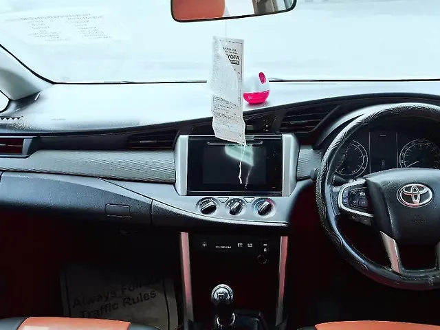 Used Toyota Innova Crysta [2016-2020] 2.4 G 7 STR [2016-2017] in Lucknow