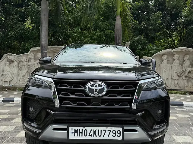 Used 2021 Toyota Fortuner in Thane