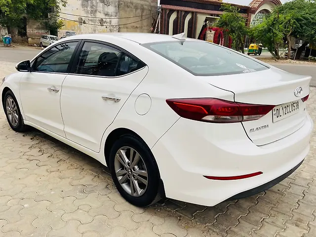 Used Hyundai Elantra SX (O) 2.0 AT in Delhi