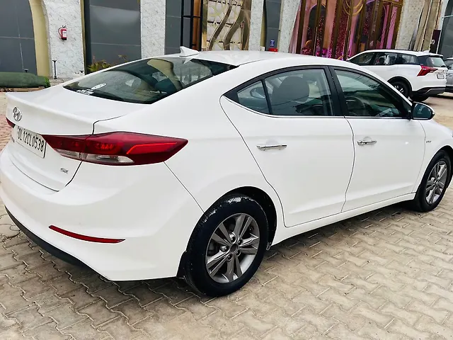 Used Hyundai Elantra SX (O) 2.0 AT in Delhi