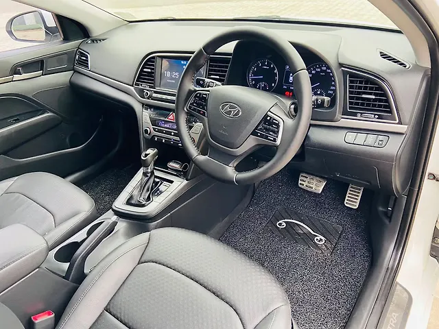 Used Hyundai Elantra SX (O) 2.0 AT in Delhi