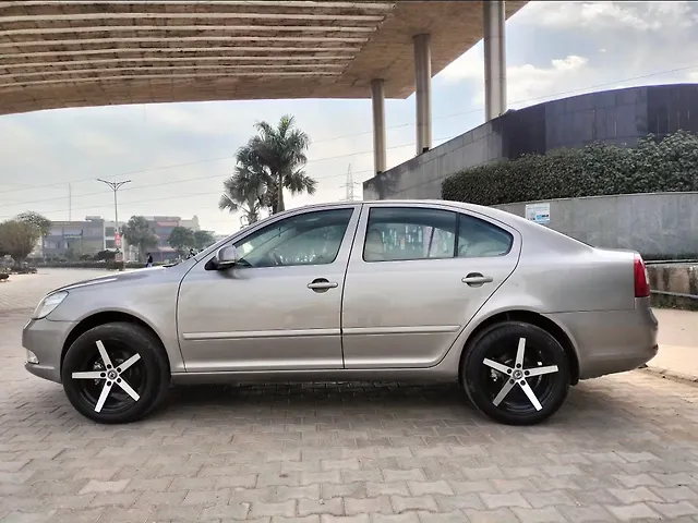 Used Skoda Octavia [2013-2015] Ambition 2.0 TDI in Mohali