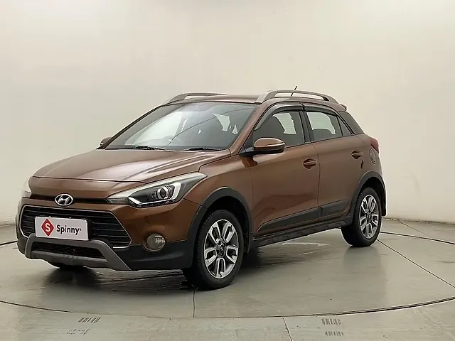 Used 2015 Hyundai i20 Active in Mumbai