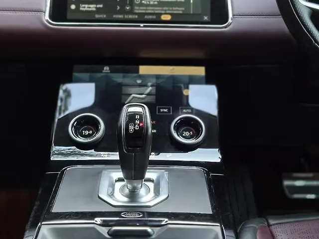 Used Land Rover Range Rover Evoque SE R-Dynamic Petrol [2021-2023] in Delhi