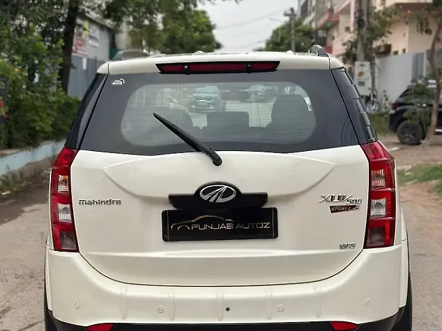 Used Mahindra XUV500 [2011-2015] W8 2013 in Chandigarh