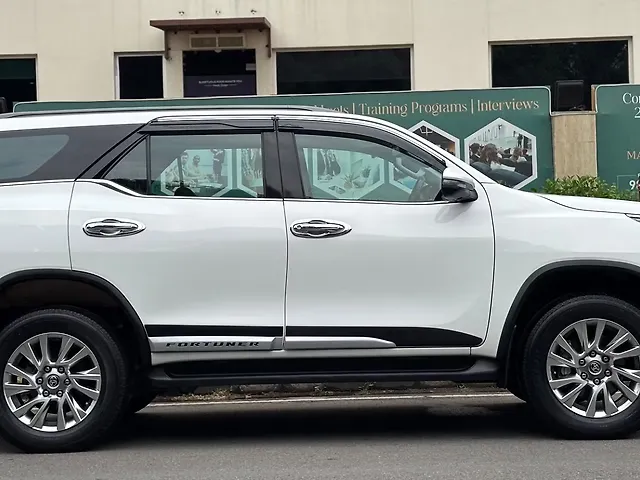 Used Toyota Fortuner 4X4 AT 2.8 Diesel in Chandigarh