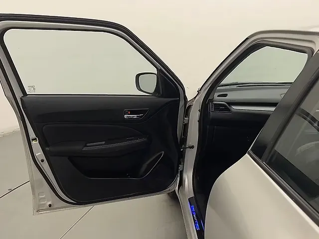 Used Maruti Suzuki Swift [2021-2024] VXi [2021-2023] in Delhi