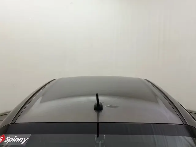 Used Maruti Suzuki Dzire [2017-2020] VXi AMT in Hyderabad