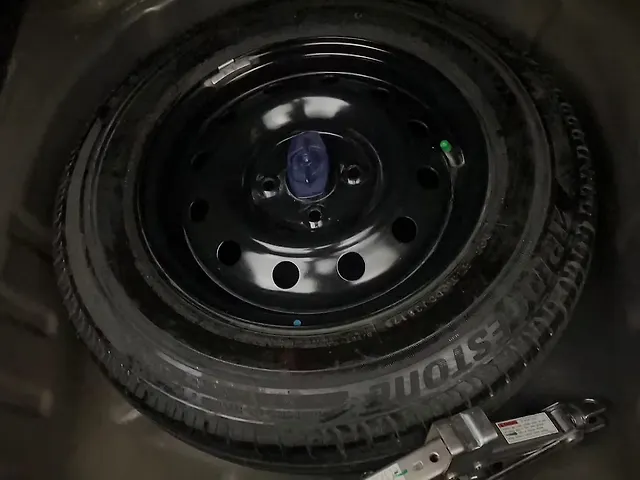 Used Maruti Suzuki Dzire [2017-2020] VXi AMT in Hyderabad