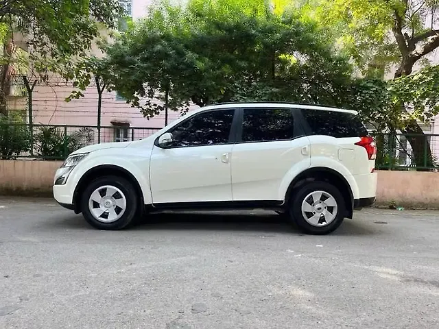 Used Mahindra XUV500 W7 [2018-2020] in Delhi
