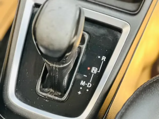 Used Maruti Suzuki Swift [2018-2021] ZXi AMT [2018-2019] in Surat