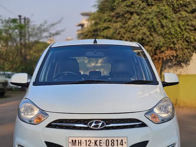 Used 2013 Hyundai i10 in Kolhapur