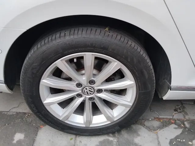 Used Volkswagen Passat Highline in Coimbatore