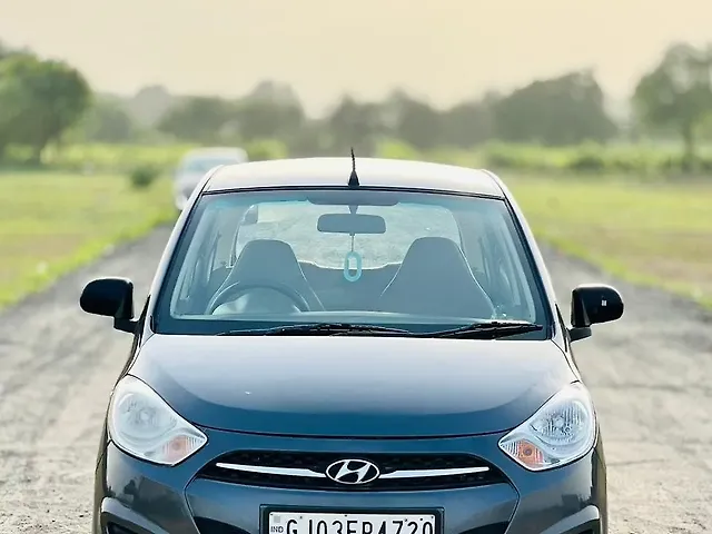 Used 2013 Hyundai i10 in Surat