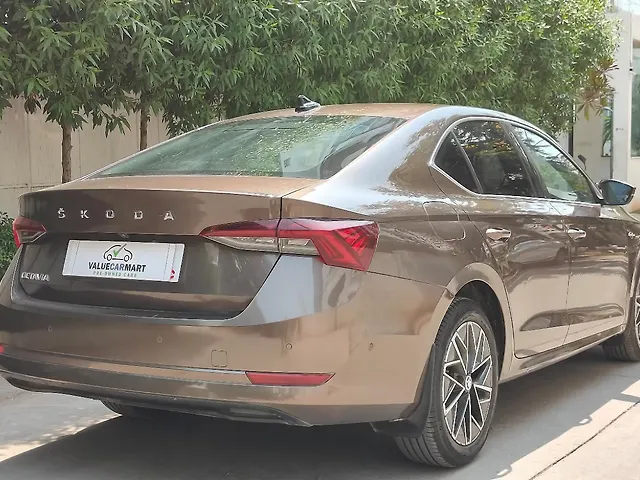 Used Skoda Octavia L&K 2.0 in Hyderabad