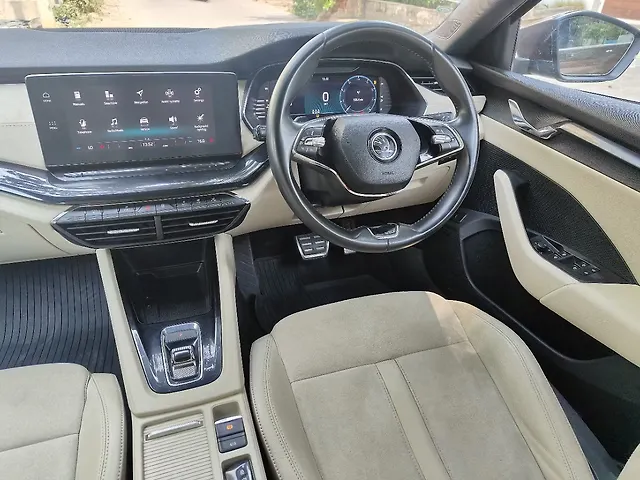 Used Skoda Octavia L&K 2.0 in Hyderabad