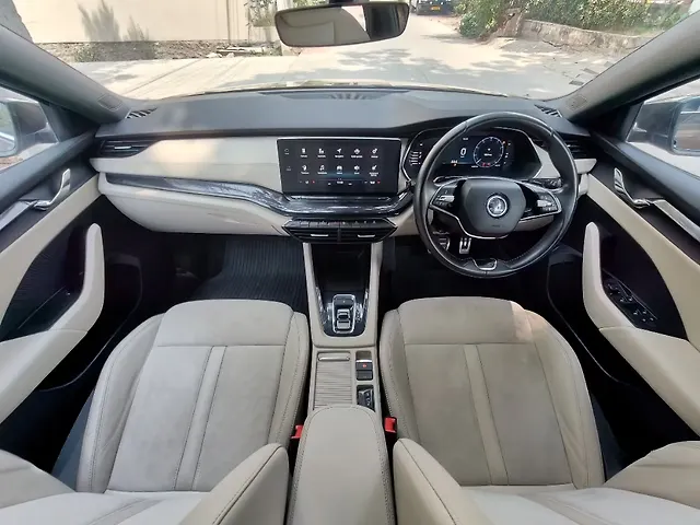 Used Skoda Octavia L&K 2.0 in Hyderabad