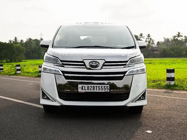 Used 2023 Toyota Vellfire in Kochi