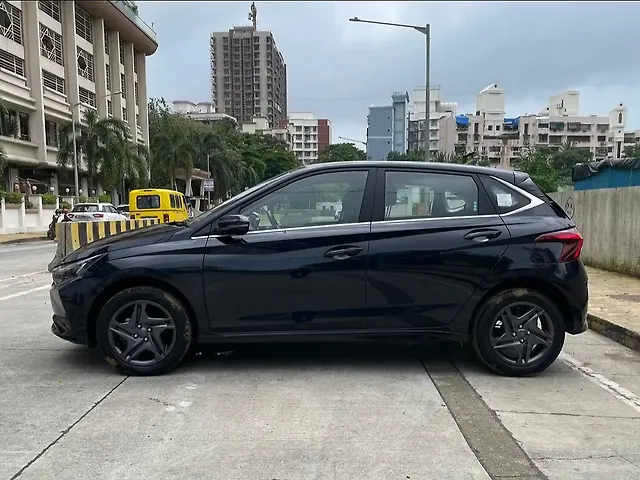 Used Hyundai i20 [2020-2023] Sportz 1.2 IVT [2020-2023] in Mumbai