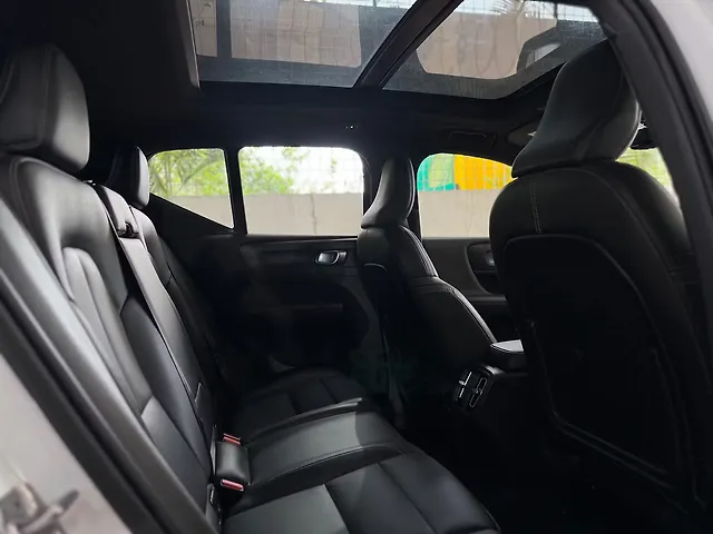 Used Volvo XC40 [2018-2022] T4 R-Design in Hyderabad