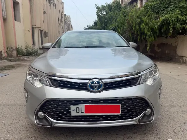 Used 2016 Toyota Camry in Delhi