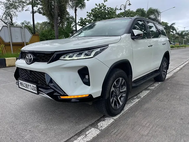 Used Toyota Fortuner Legender 2.8 4X2 AT in Mumbai