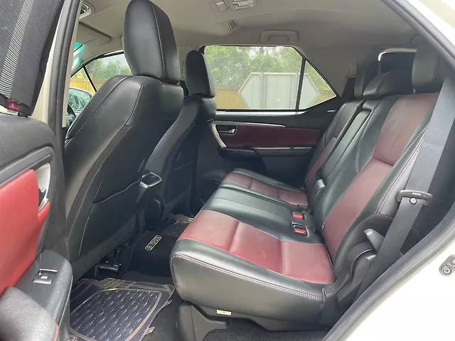 Used Toyota Fortuner Legender 2.8 4X2 AT in Mumbai