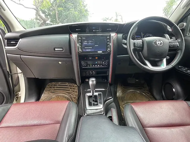 Used Toyota Fortuner Legender 2.8 4X2 AT in Mumbai